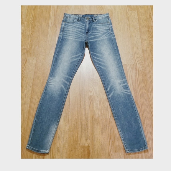 MADEWELL High Riser Jeans - Picture 2 of 10